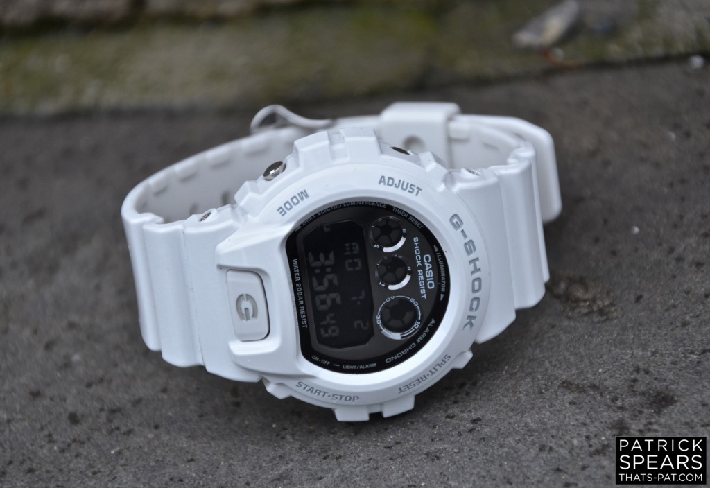 WHITE G-SHOCK